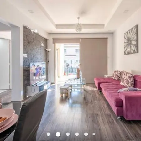 Luxury Flat With The Pool Limasol