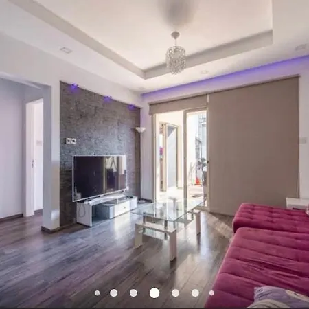 Luxury Flat With The Pool Апартаменты