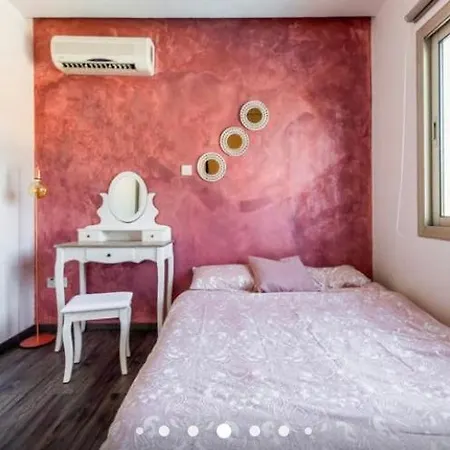 Luxury Flat With The Pool * לימסול